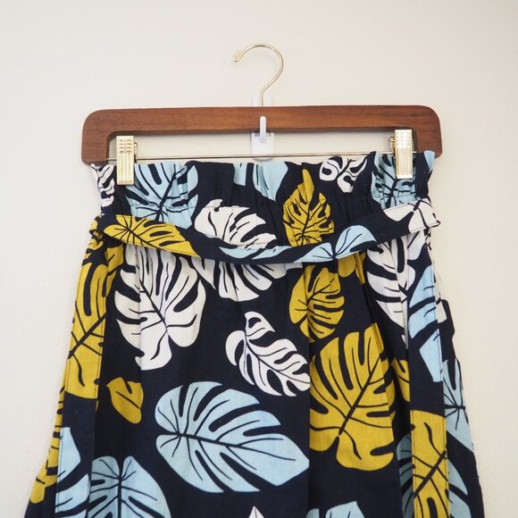 !! Hidden Forest Market Palm Leaf Print Navy Blue Skirt w/ Belt - Picture 2 of 5